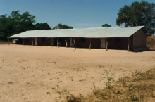 2-1996-the_original_tamba_kunda_school_with_new_roof_296.png
